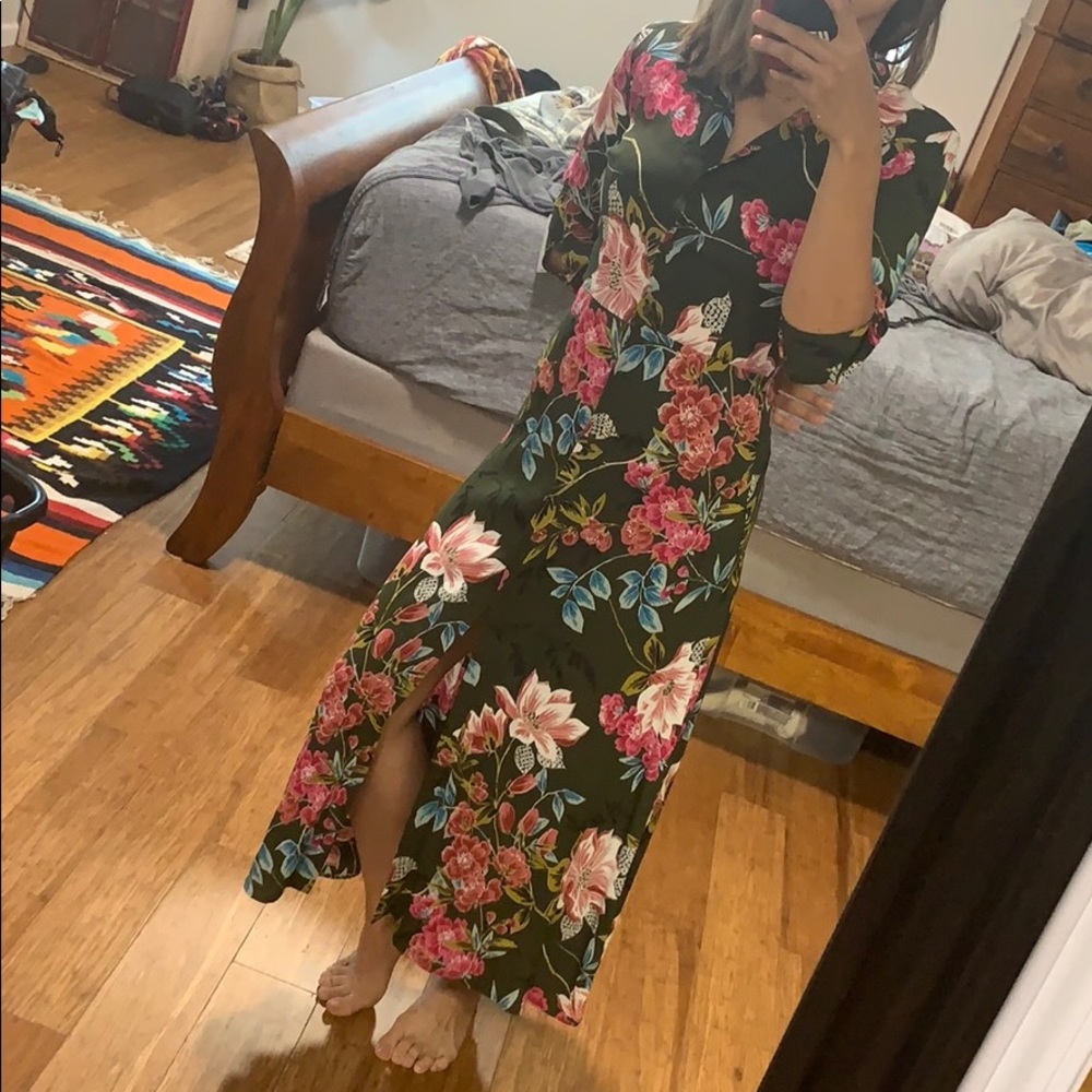 Bershka midi length flora button up dress XS